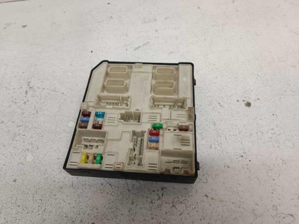 CALCULATEUR RENAULT - Vue 1